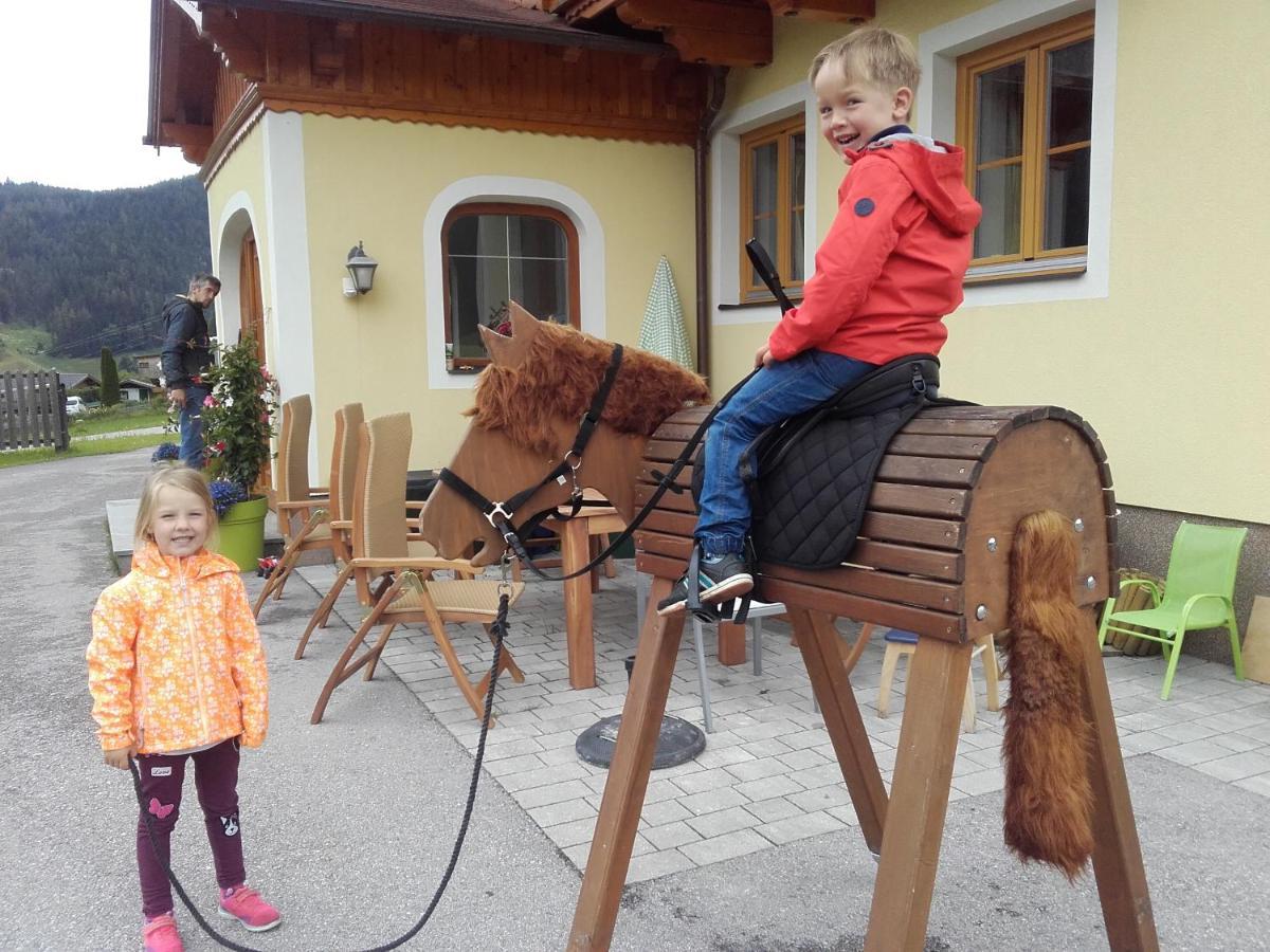 Baby- Und Kinderbauernhof Montaning Apartment *