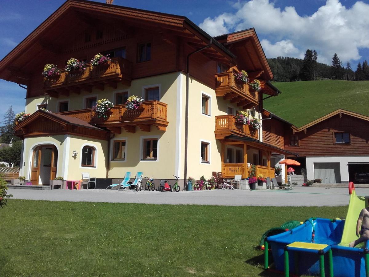 Apartment Baby- Und Kinderbauernhof Montaning Forstau (Salzburg)