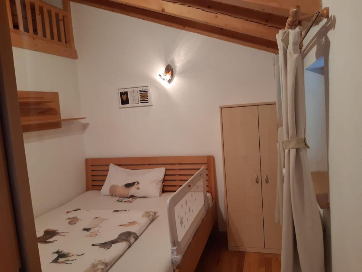 Baby- Und Kinderbauernhof Montaning