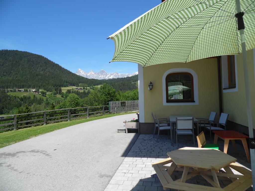 Baby- Und Kinderbauernhof Montaning